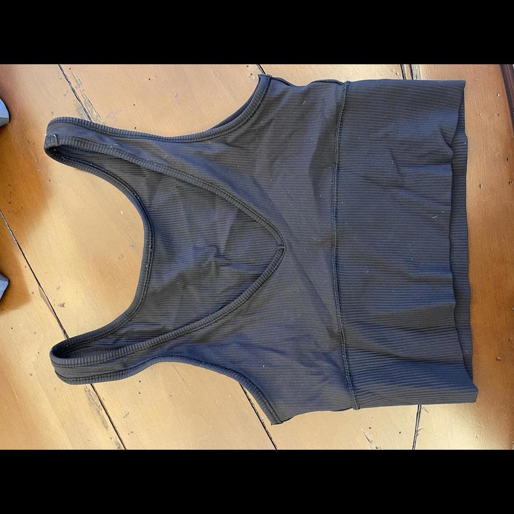 Black lululemon ribbed cropped tank size small